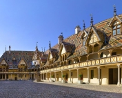 Cour intérieure des Hospices de Beaune